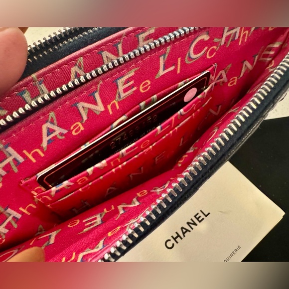 CHANEL Double Zip WOC - Picture 7 of 9